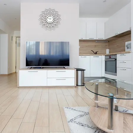 דירה Satureja Montana